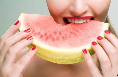 带你吃瓜理发前后  第1张