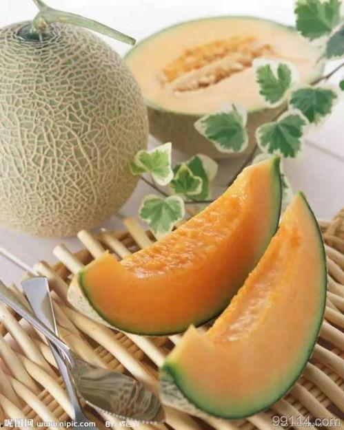 吃哈密瓜又吃菠萝,哈密瓜与菠萝的甜蜜邂逅  第1张