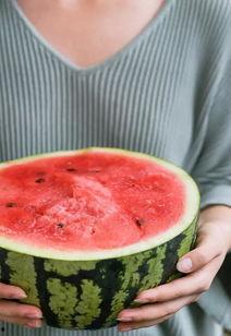 吃瓜群众超努力  第3张